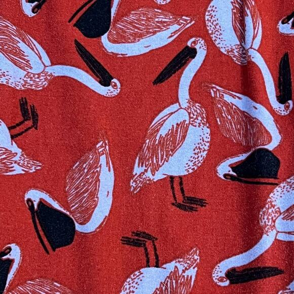 LuLaRoe Pelicans All Over Red ,Gray, Black Sueded Jersey Knit Leggings One Size - Picture 2 of 8